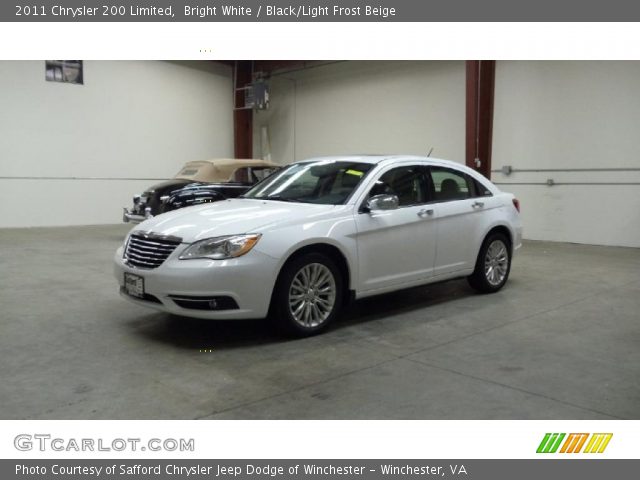 2011 Chrysler 200 Limited in Bright White