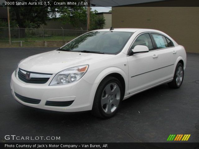 2008 Saturn Aura XE 3.5 in Cream White