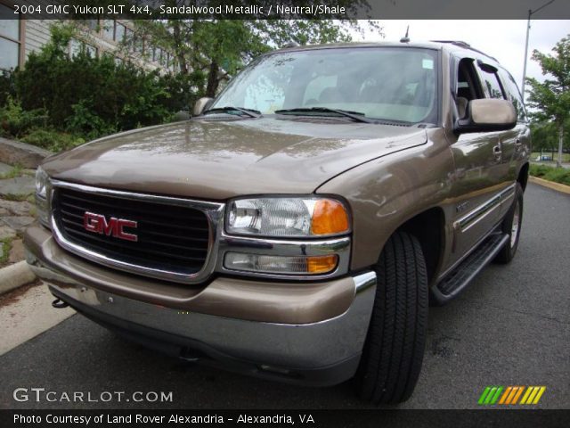 2004 GMC Yukon SLT 4x4 in Sandalwood Metallic