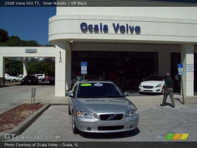 2008 Volvo S60 T5 in Silver Metallic