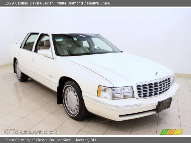 1999 Cadillac DeVille Sedan in White Diamond