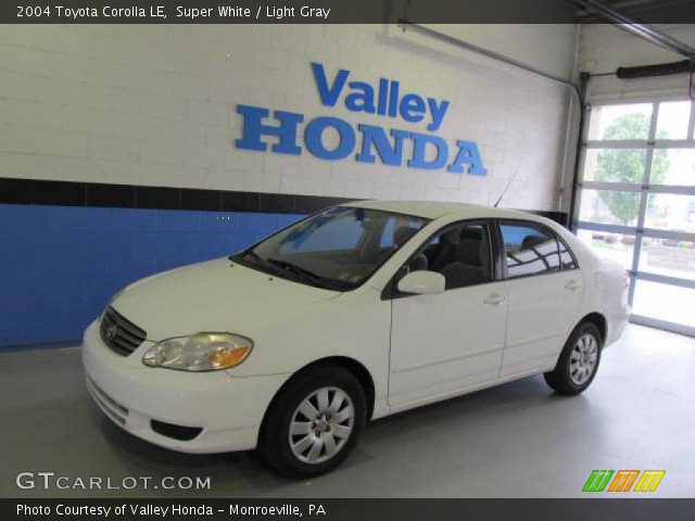 2004 Toyota Corolla LE in Super White