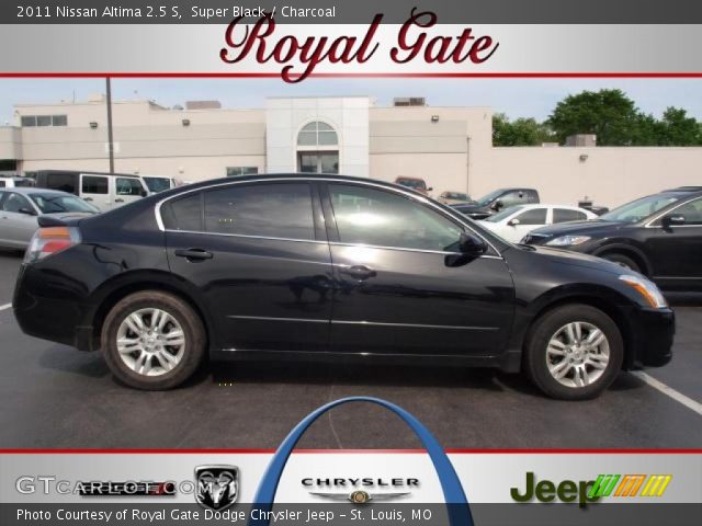 2011 Nissan Altima 2.5 S in Super Black