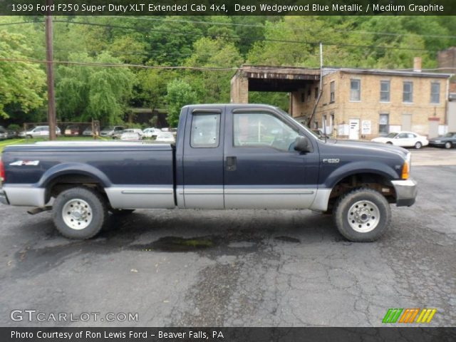 1999 Ford F250 Super Duty XLT Extended Cab 4x4 in Deep Wedgewood Blue Metallic