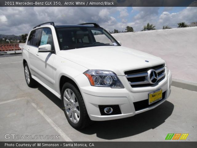 2011 Mercedes-Benz GLK 350 in Arctic White