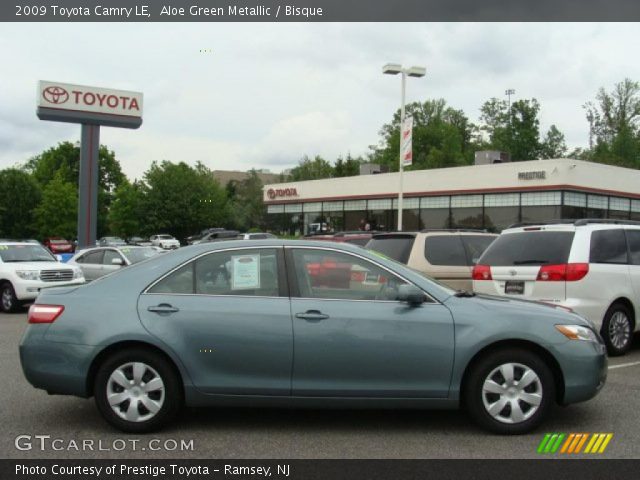 2009 Toyota Camry LE in Aloe Green Metallic