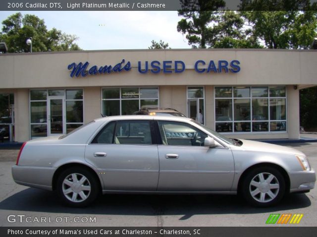 2006 Cadillac DTS  in Light Platinum Metallic