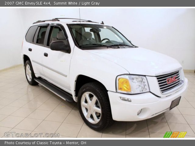 2007 GMC Envoy SLE 4x4 in Summit White