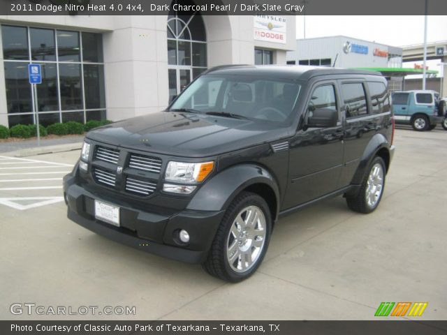 2011 Dodge Nitro Heat 4.0 4x4 in Dark Charcoal Pearl