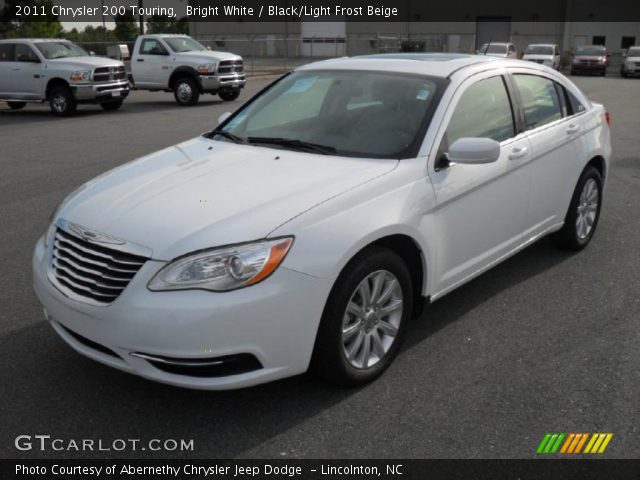 2011 Chrysler 200 Touring in Bright White