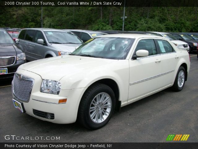 2008 Chrysler 300 Touring in Cool Vanilla White