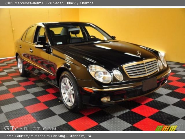 2005 Mercedes-Benz E 320 Sedan in Black