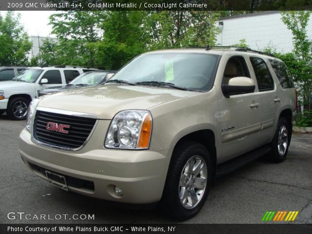 2009 GMC Yukon SLT 4x4 in Gold Mist Metallic
