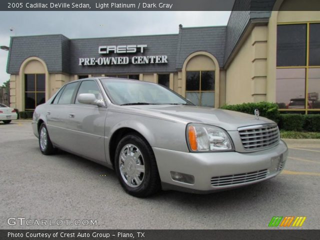 2005 Cadillac DeVille Sedan in Light Platinum