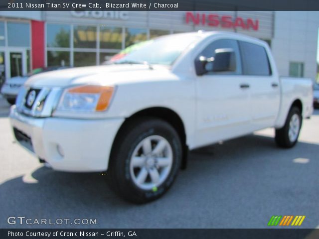 2011 Nissan Titan SV Crew Cab in Blizzard White