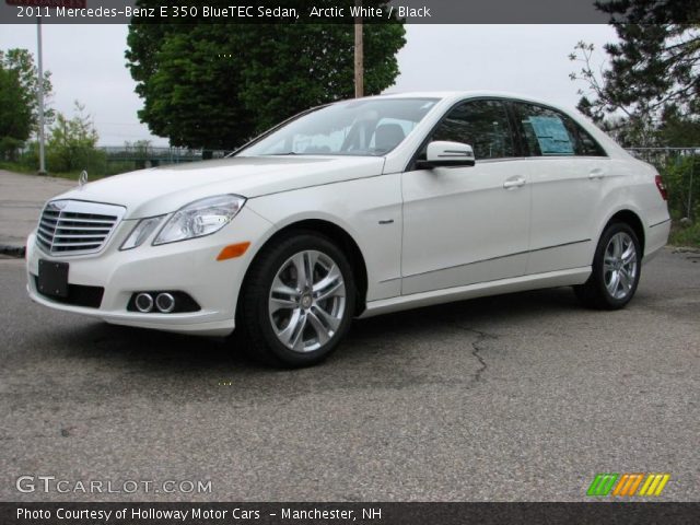 2011 Mercedes-Benz E 350 BlueTEC Sedan in Arctic White