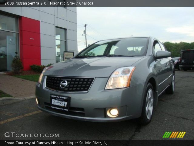2009 Nissan Sentra 2.0 in Magnetic Gray