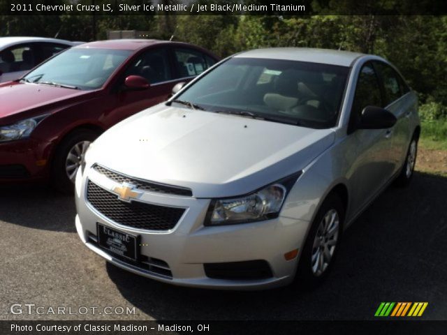 2011 Chevrolet Cruze LS in Silver Ice Metallic