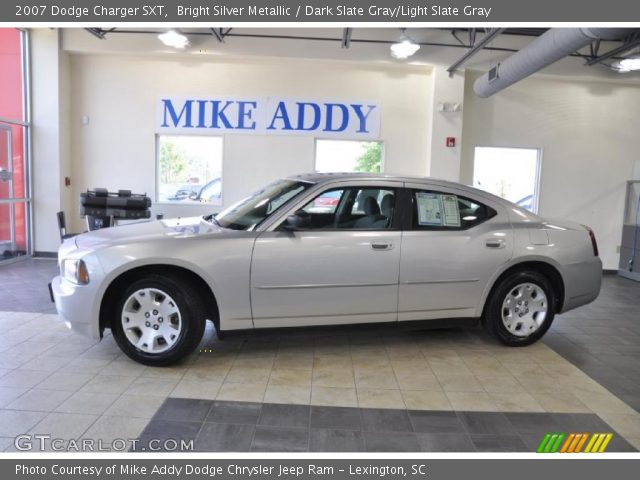 2007 Dodge Charger SXT in Bright Silver Metallic