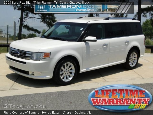 2009 Ford Flex SEL in White Platinum Tri-Coat