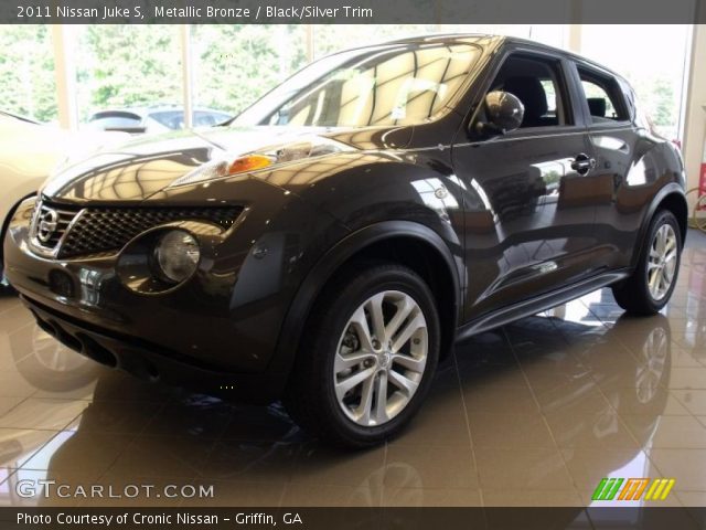 2011 Nissan Juke S in Metallic Bronze