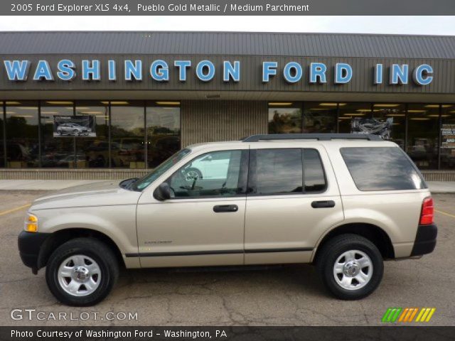 2005 Ford Explorer XLS 4x4 in Pueblo Gold Metallic