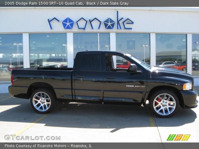 2005 Dodge Ram 1500 SRT-10 Quad Cab in Black
