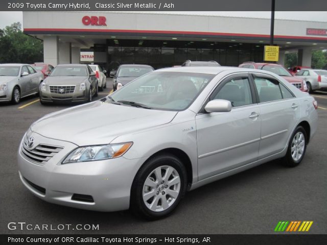 2009 Toyota Camry Hybrid in Classic Silver Metallic
