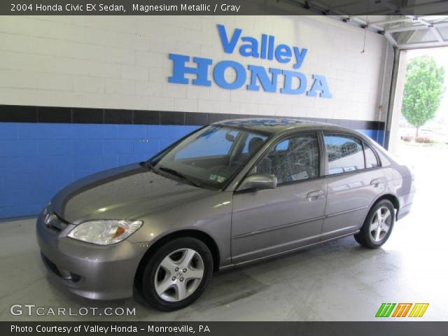 2004 Honda Civic EX Sedan in Magnesium Metallic