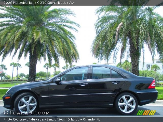 2006 Mercedes-Benz C 230 Sport in Black