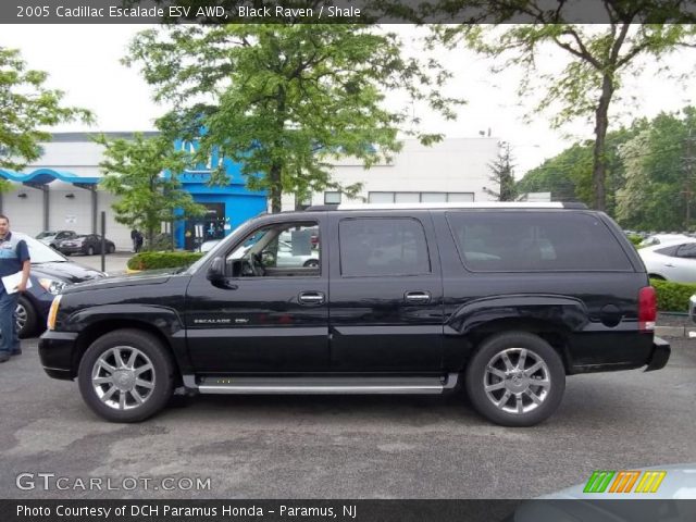 2005 Cadillac Escalade ESV AWD in Black Raven