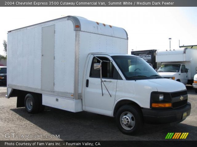 2004 Chevrolet Express 3500 Cutaway Commercial Van in Summit White