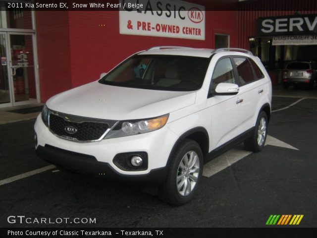 2011 Kia Sorento EX in Snow White Pearl