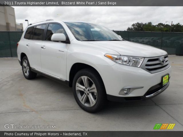 2011 Toyota Highlander Limited in Blizzard White Pearl