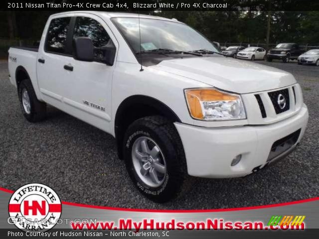 2011 Nissan Titan Pro-4X Crew Cab 4x4 in Blizzard White