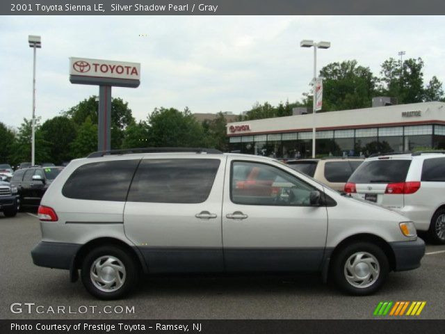 2001 Toyota Sienna LE in Silver Shadow Pearl