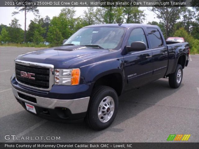 2011 GMC Sierra 2500HD SLE Crew Cab 4x4 in Midnight Blue Metallic
