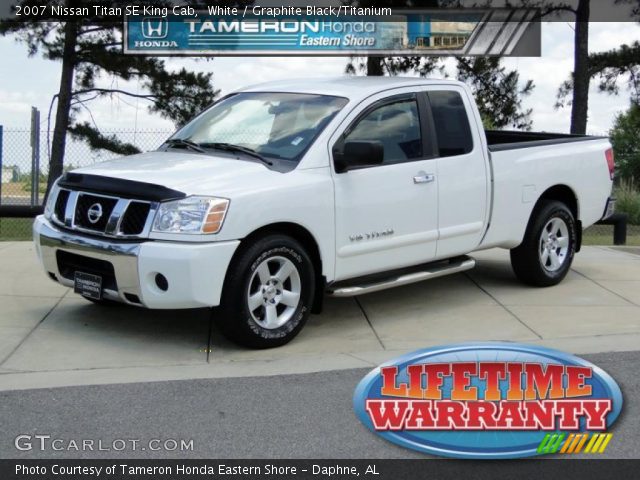 2007 Nissan Titan SE King Cab in White