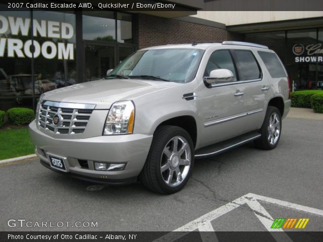 2007 Cadillac Escalade AWD in Quicksilver