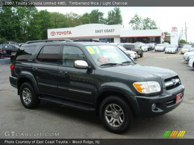 2007 Toyota Sequoia Limited 4WD in Timberland Mica