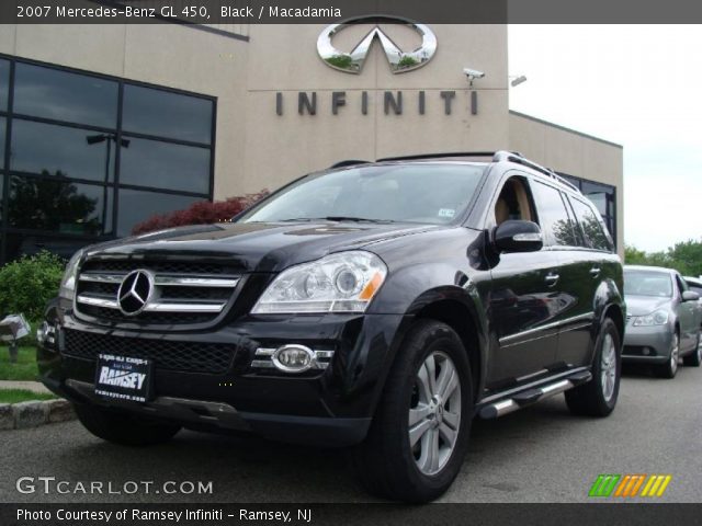 2007 Mercedes-Benz GL 450 in Black