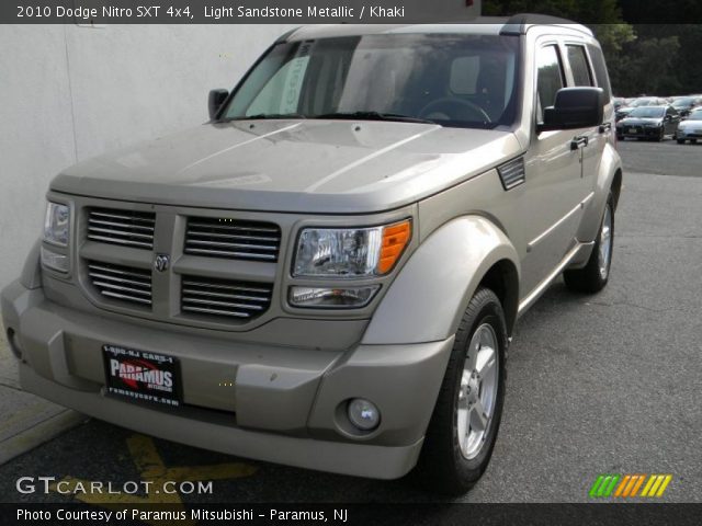 2010 Dodge Nitro SXT 4x4 in Light Sandstone Metallic