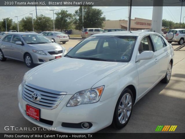 2010 Toyota Avalon XLS in Blizzard White Pearl