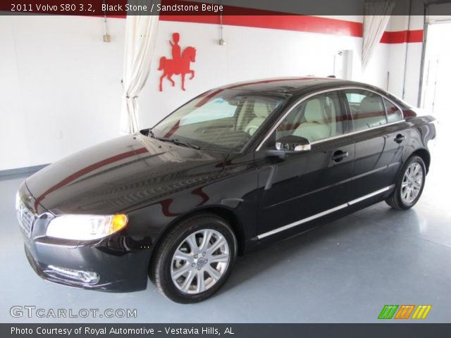 2011 Volvo S80 3.2 in Black Stone