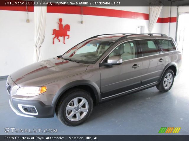 2011 Volvo XC70 3.2 AWD in Oyster Grey Metallic