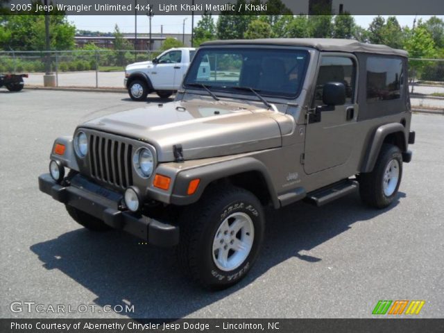2005 Jeep Wrangler Unlimited 4x4 in Light Khaki Metallic