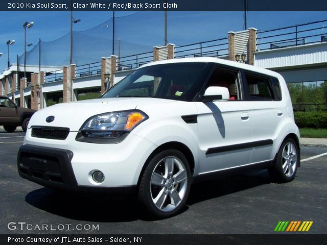 2010 Kia Soul Sport in Clear White