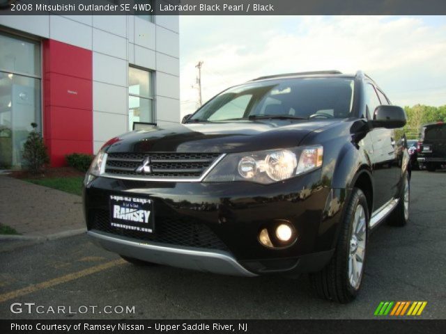 2008 Mitsubishi Outlander SE 4WD in Labrador Black Pearl