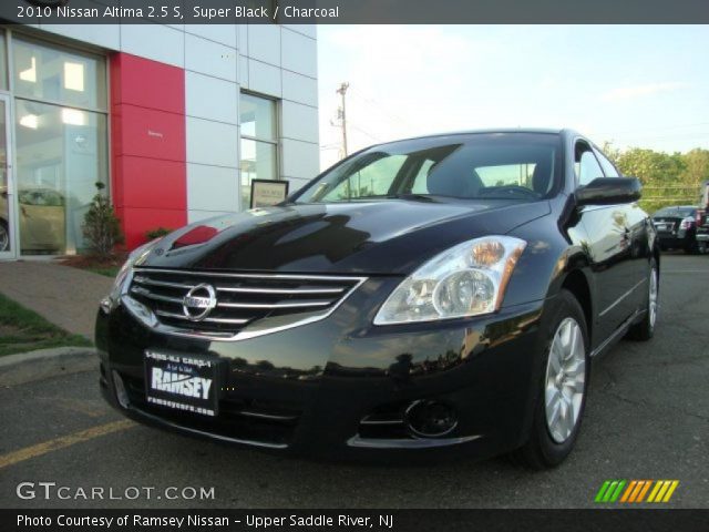 2010 Nissan Altima 2.5 S in Super Black