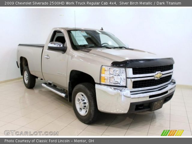 2009 Chevrolet Silverado 2500HD Work Truck Regular Cab 4x4 in Silver Birch Metallic